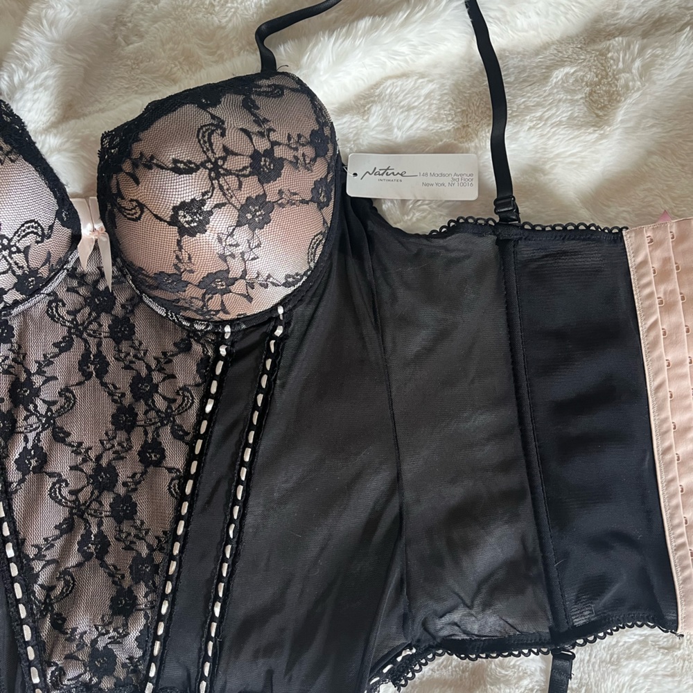 Black & Nude Lace Lingerie -SZ M